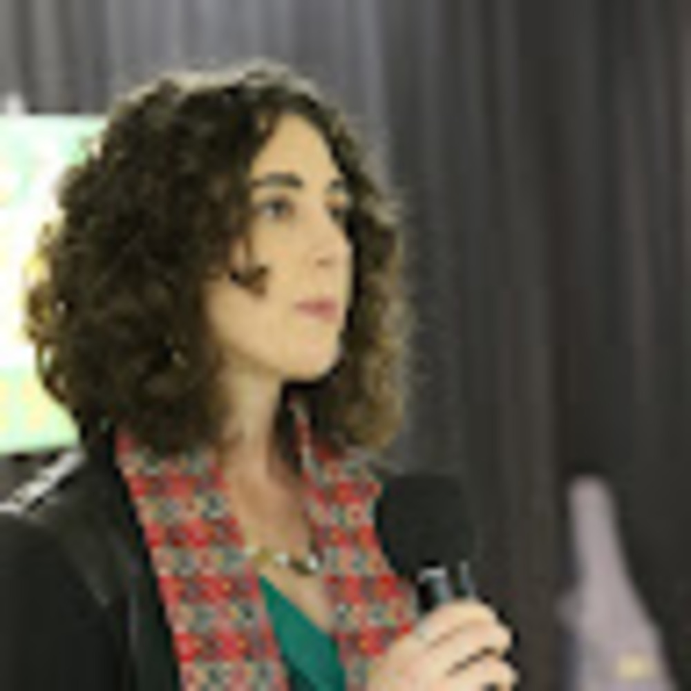 Meet your Posher, Elizabeth